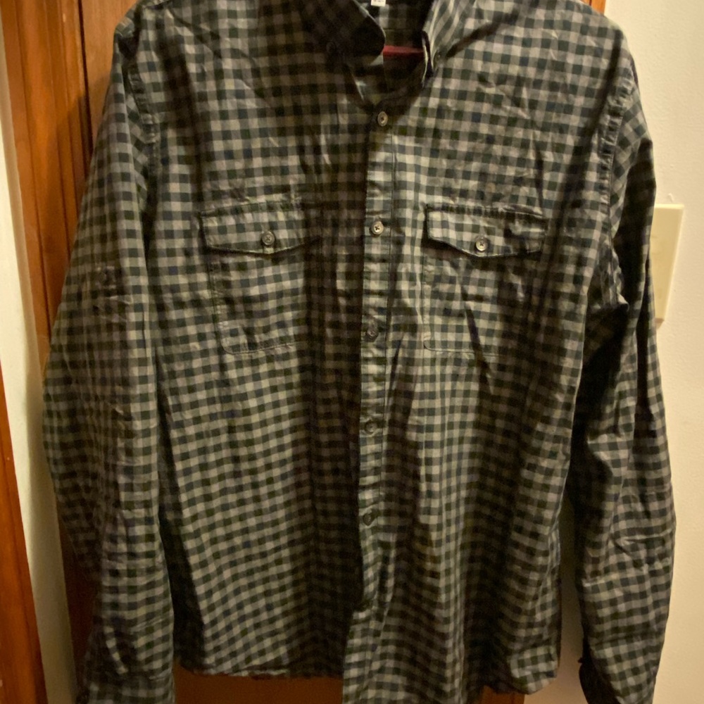 Men’s Express fitted button shirt size large